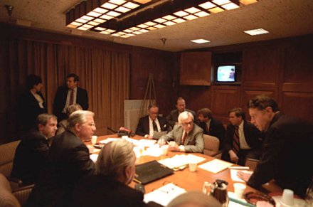 ww0-situation-room-reagan